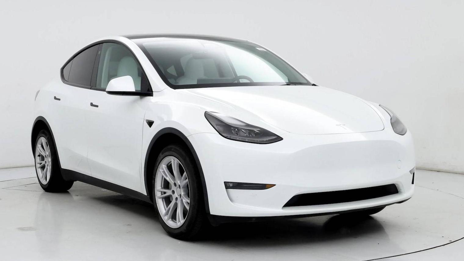 TESLA MODEL Y 2023 7SAYGDEE9PF682708 image